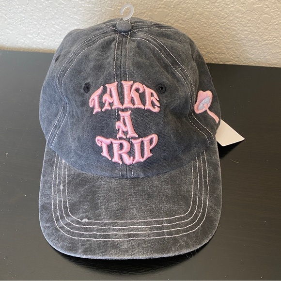 Urban Outfitters Accessories - Urban outfitters hat NWT Take a Trip pink mushroom adjustable grey washed